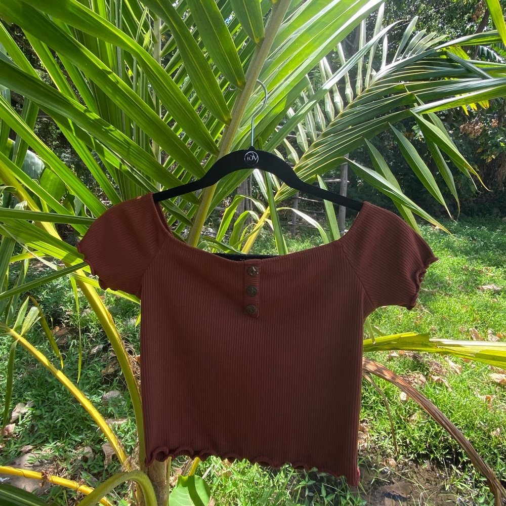 Off The Shoulder Crop stop